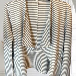 Andrée by Unit Gray & White Striped Open-Front Cardigan | Size S